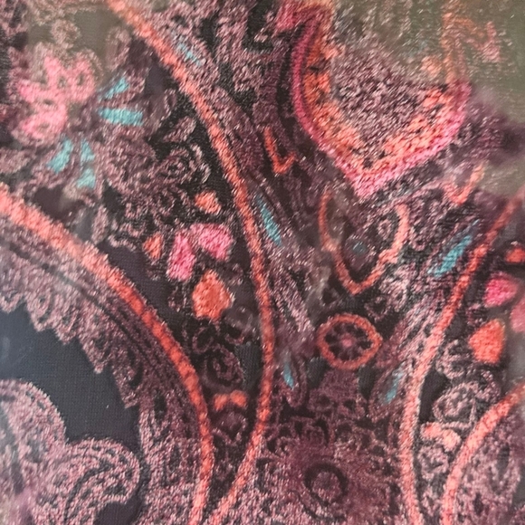 Torrid Velvet Halter -Top Black and Burgundy Paisley Print With Tunic Length 4X - Picture 7 of 16